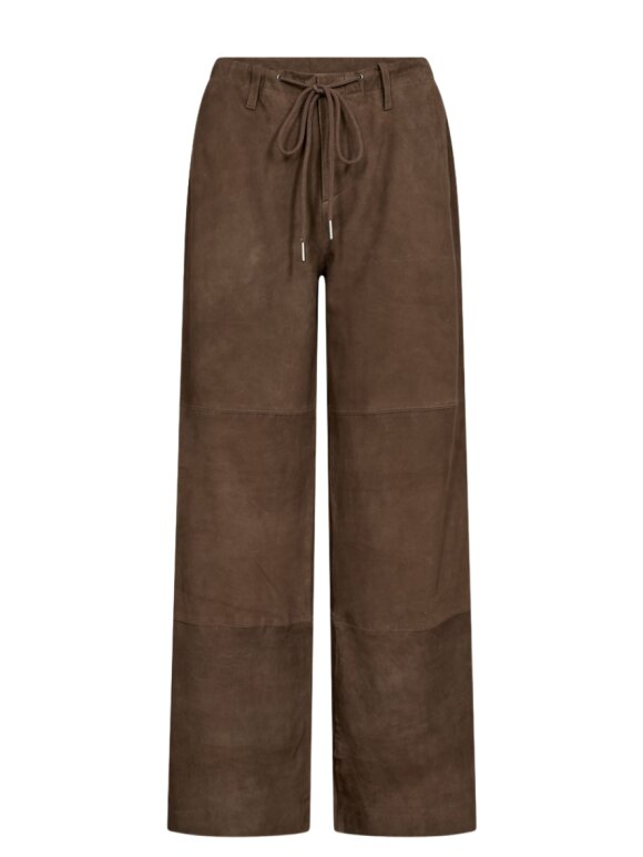 Haute L'amitié - Goto Suede Tie Pant