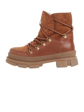 Pavement - PAKiara Wool Boots Pavement - PAKiara Wool Boots