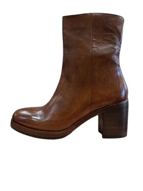 Amust - Tokyo Boots Amust - Tokyo Boots