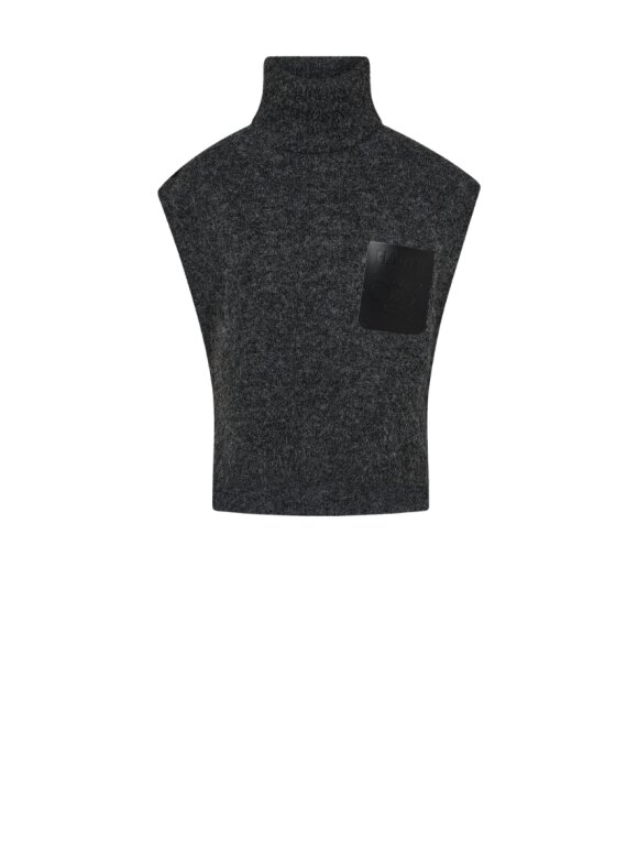Haute L'amitié - Darcia Pocket Knit Vest Haute L'amitié - Darcia Pocket Knit Vest